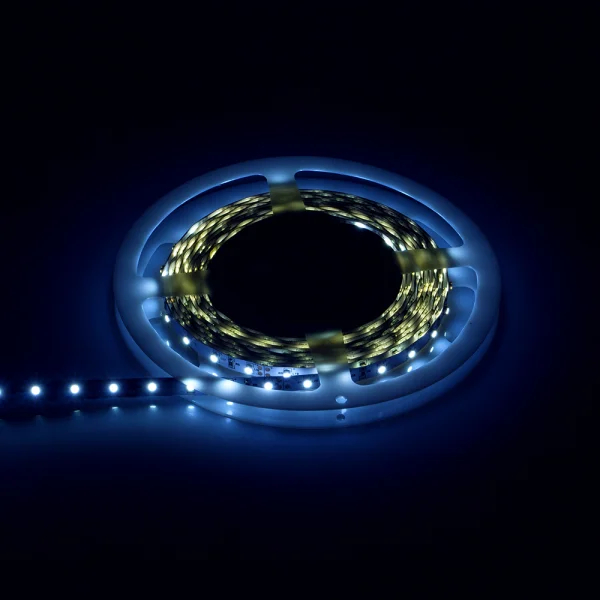 Lumiparts Lumiparts Lupareel 24V 860 60 LED's/m 4,8W/m rol 5M